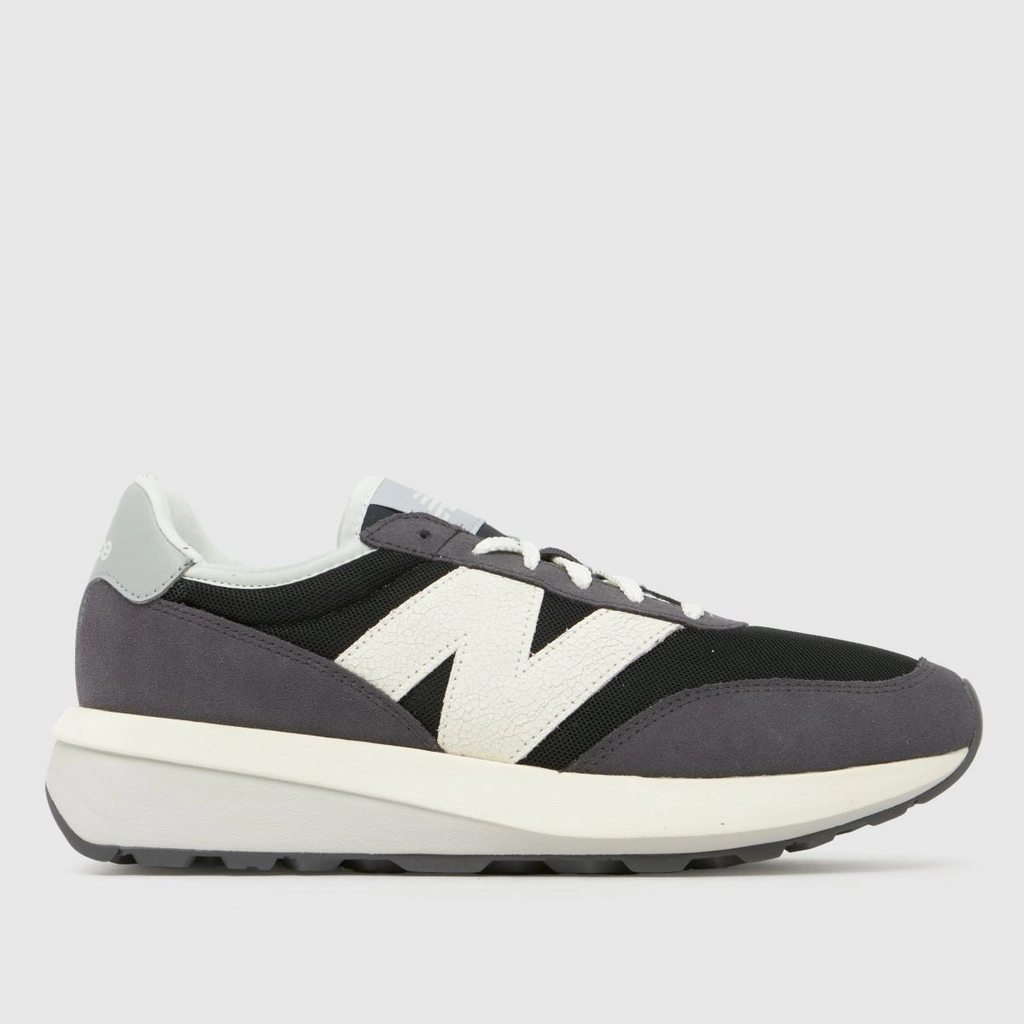 New Balance 370 in Dark Grey,